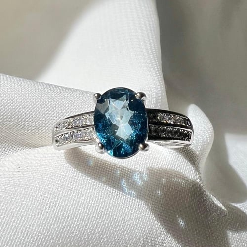 خاتم لندن توباز