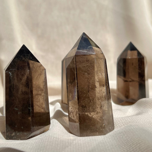 سموكي كوارتز برج طبيعي