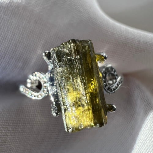 خاتم تورمالين اخضر خام