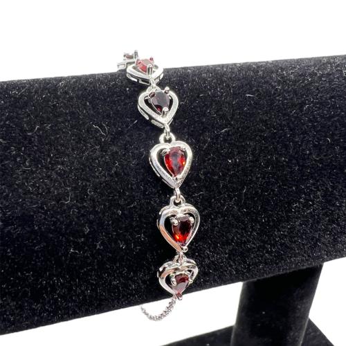 اسوارة قارنيت