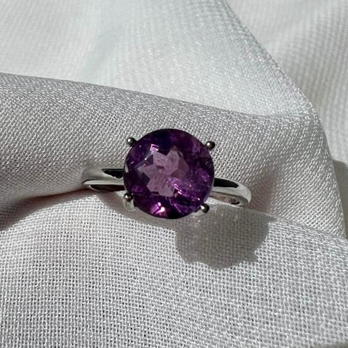 خاتم امثيست