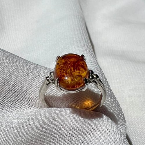 خاتم عنبر (كهرمان)