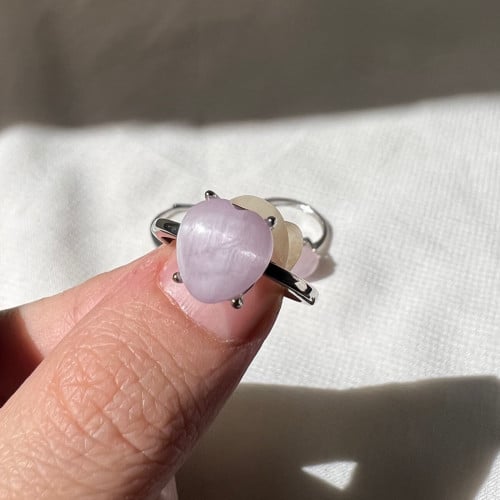 خاتم كونزايت طبيعي