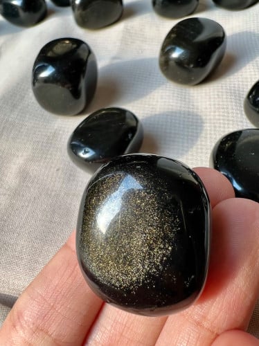 اوبسيديان ذهبي مصقول