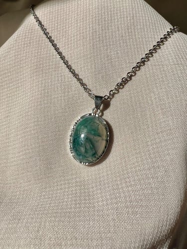 سلسال عقيق طحلبي