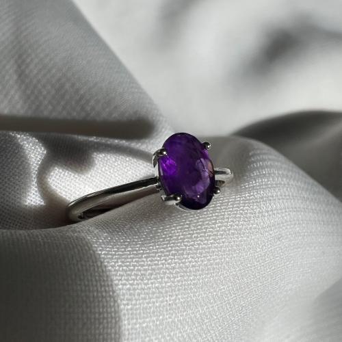 خاتم امثيست