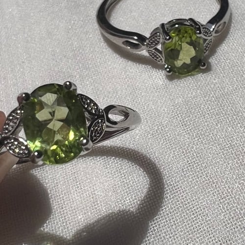 خاتم زبرجد طبيعي وعالي الجودة