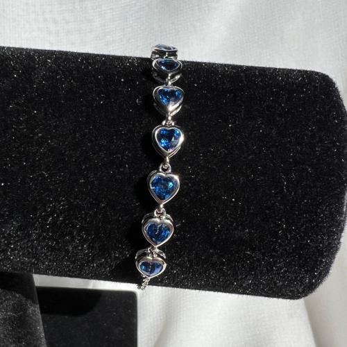 اسوارة لندن توباز