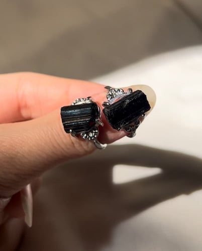 خاتم تورمالين اسود خام طبيعي