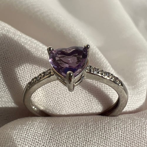 خاتم امثيست