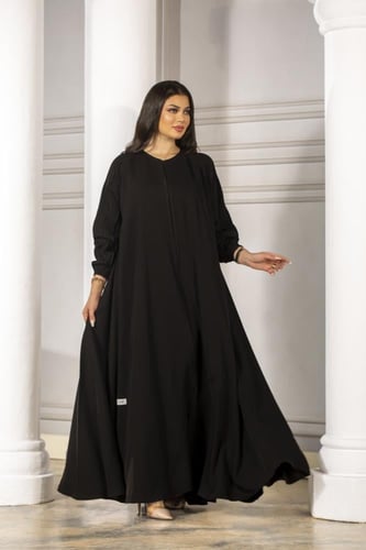 عباية كلوش اسود باكمام زم
