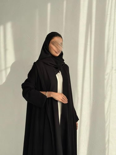 عباية تربل كلوش مع صفطه بالجوانب