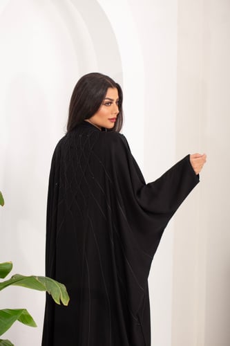  عباية اسود بلاك بيري بتطريز اسود