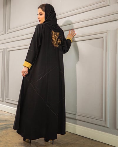 كتان أسود مخطط ذهبي