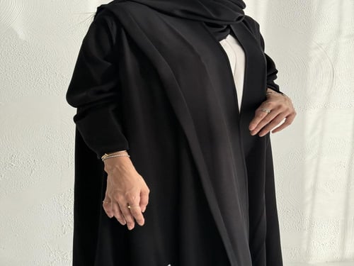 عباية تربل كلوش مع صفطه بالجوانب