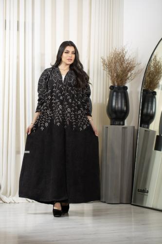 عباية كلوش اسود بتشجير ناعم