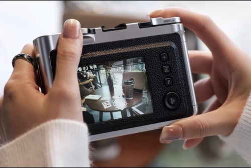 كاميرا فوجي evo