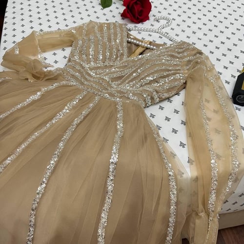 فستان طبقات على شغل خرز راقي LB-304