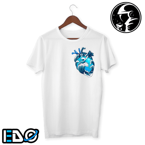 تيشرت - بلوفر تصميم قلب البحر