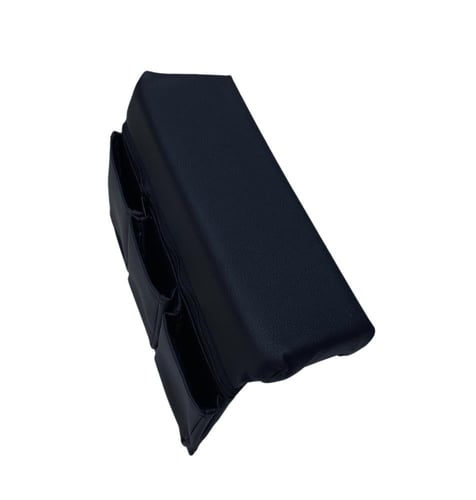 تكاية باب جلد