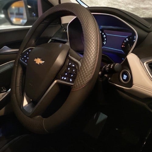 تلبيسة دركسون أسود نقوش مربعة