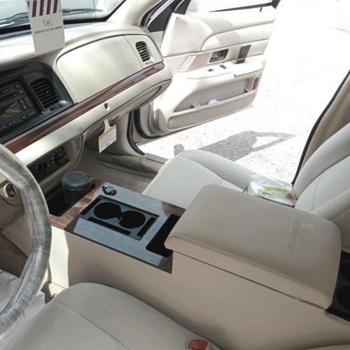 تكاية فورد فكتوريا - جراند ماركيز