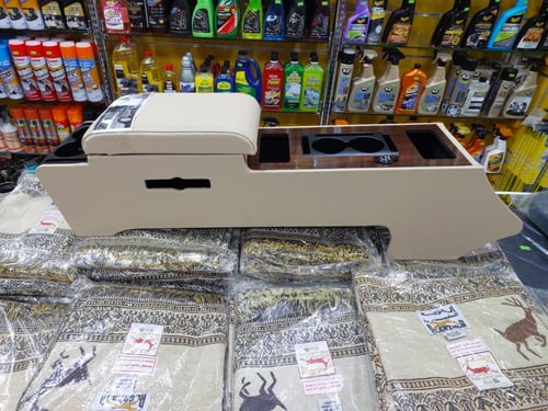 تكاية فورد فكتوريا - جراند ماركيز