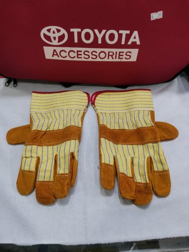 شنطة تويوتاء اصلي وكالة