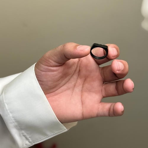 خاتم رجالي أسود