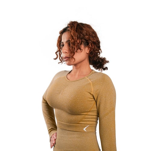 طقم رياضي نسائي أصفر