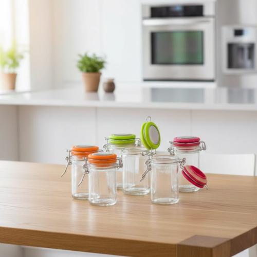 علب بهارات صغيرة بغطاء ضغط ملون 6 قطعة