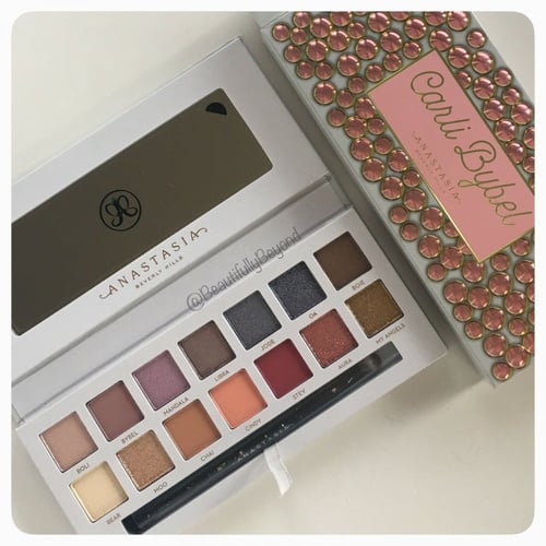 مجموعة ظلال العيون كارلي بايبل من انستازيا بيفرلي...