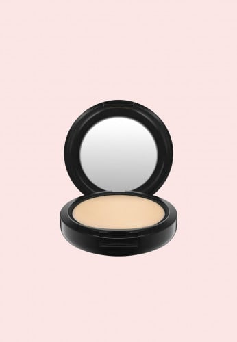 بودرة أساس ماك ستوديو فيكس بلس - NC20