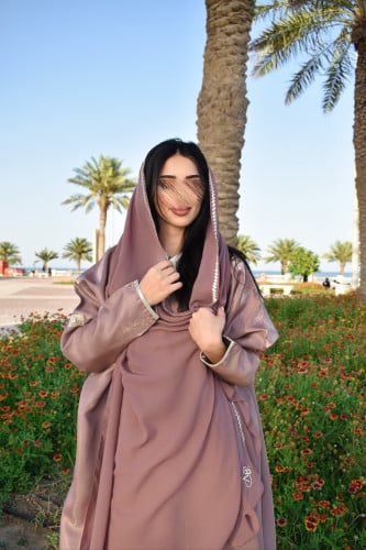 عباءة بشت