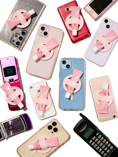 لانو ليبس حامل و مرطب شفاه برائحة الفراولة