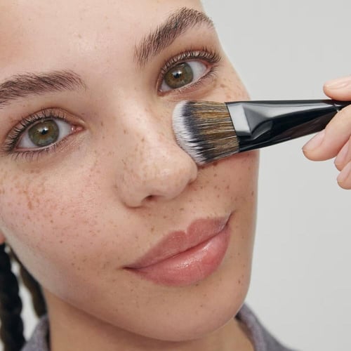 بيوتي باترا فرشاة برو لكريم الاساس 47