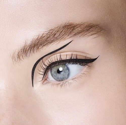 ميك اب فور ايفر قلم كحل جرافيك اكوا رسست - 01 اسود