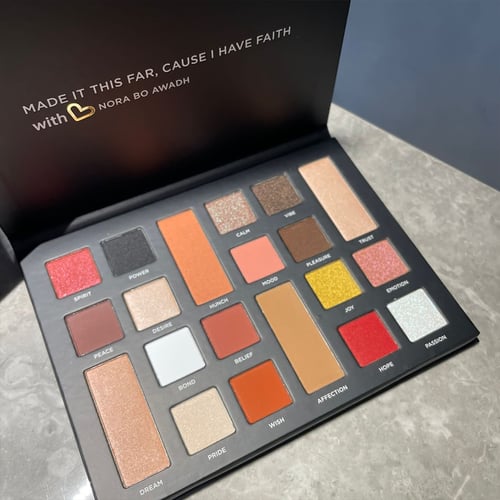 نوره بو عوض باليت شادو فيث 20 لون