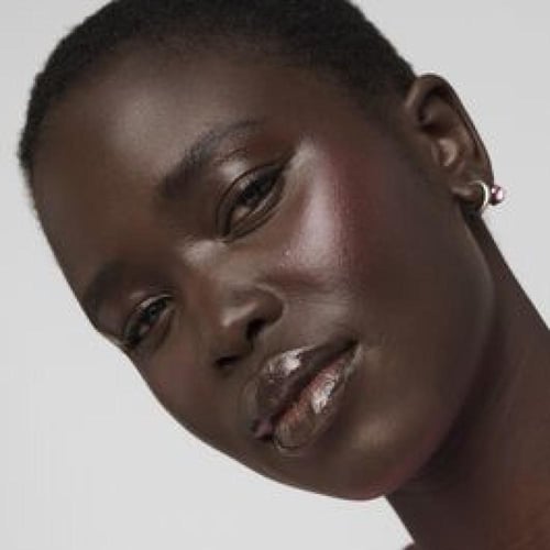 سيفورا ملمع الشفاه اوتريجاس بلامب ايفيكت رقم 05