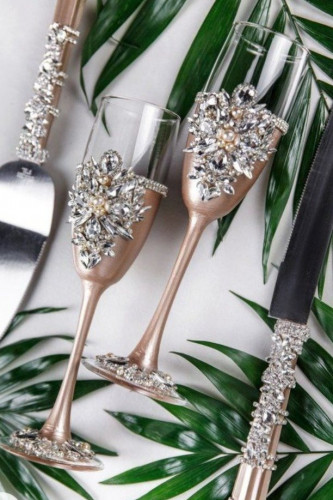 طقم عرسان مكون من 12 قطعة مرصع ب كريستال شوارفسكي...