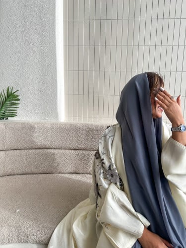 عباية وايت سيدس