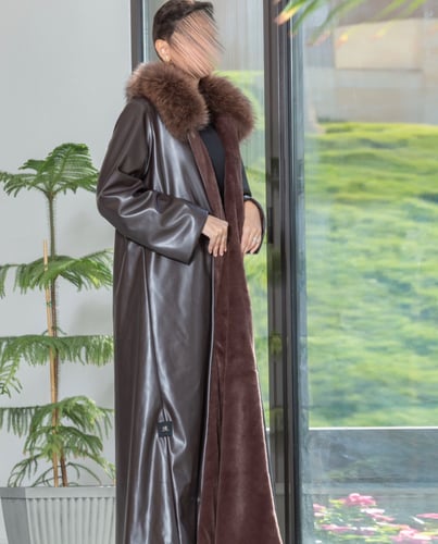 فروه جلد بني مع فرو ايطالي طبيعي مبطنه