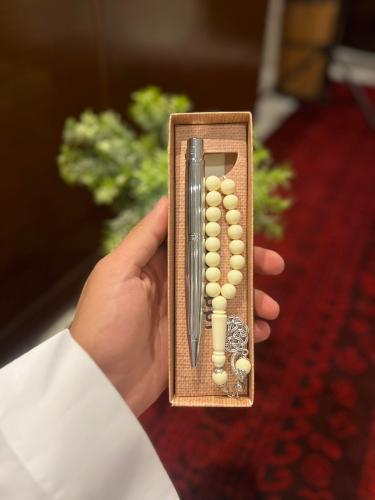 طقم السكري وسانتوس فضي