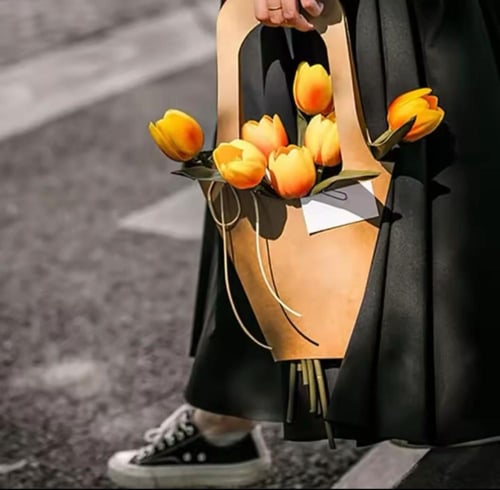 أكياس تغليف ورقية لزهور والهدايا