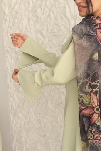 فستان الهدب - W045