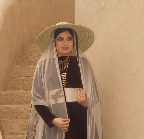 زي تراثي نساء - 25