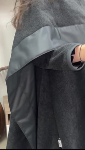 W006 - عباية الرداء