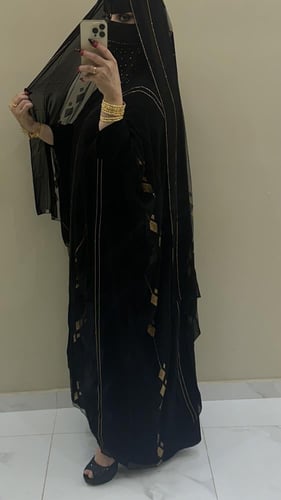 عباية نسف ذهبي