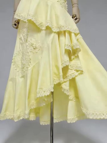 D173 طقم توب وتنورة