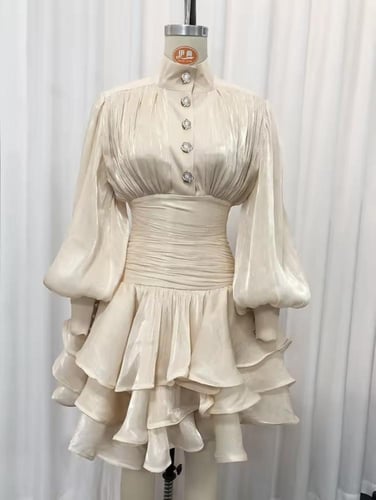 D168فستان قصير